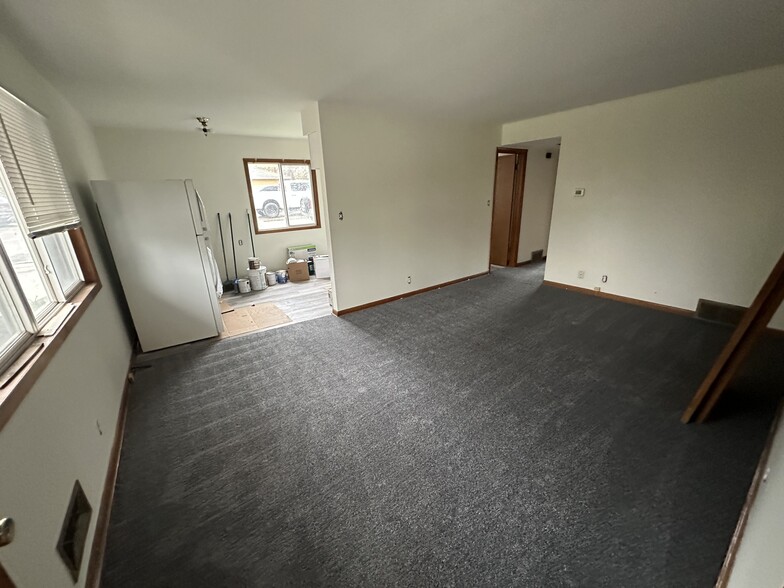 Building Photo - 5509 W Morgan Ave