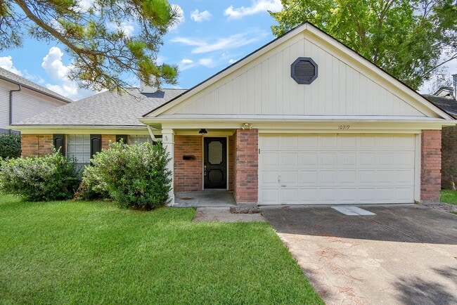 Building Photo - 10319 Tablerock Dr