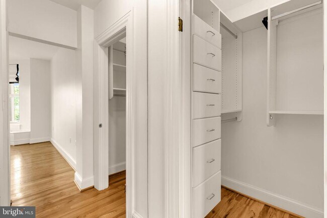 Building Photo - 1325 13th St NW