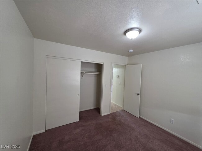 Building Photo - 1083 Sterling Peak St