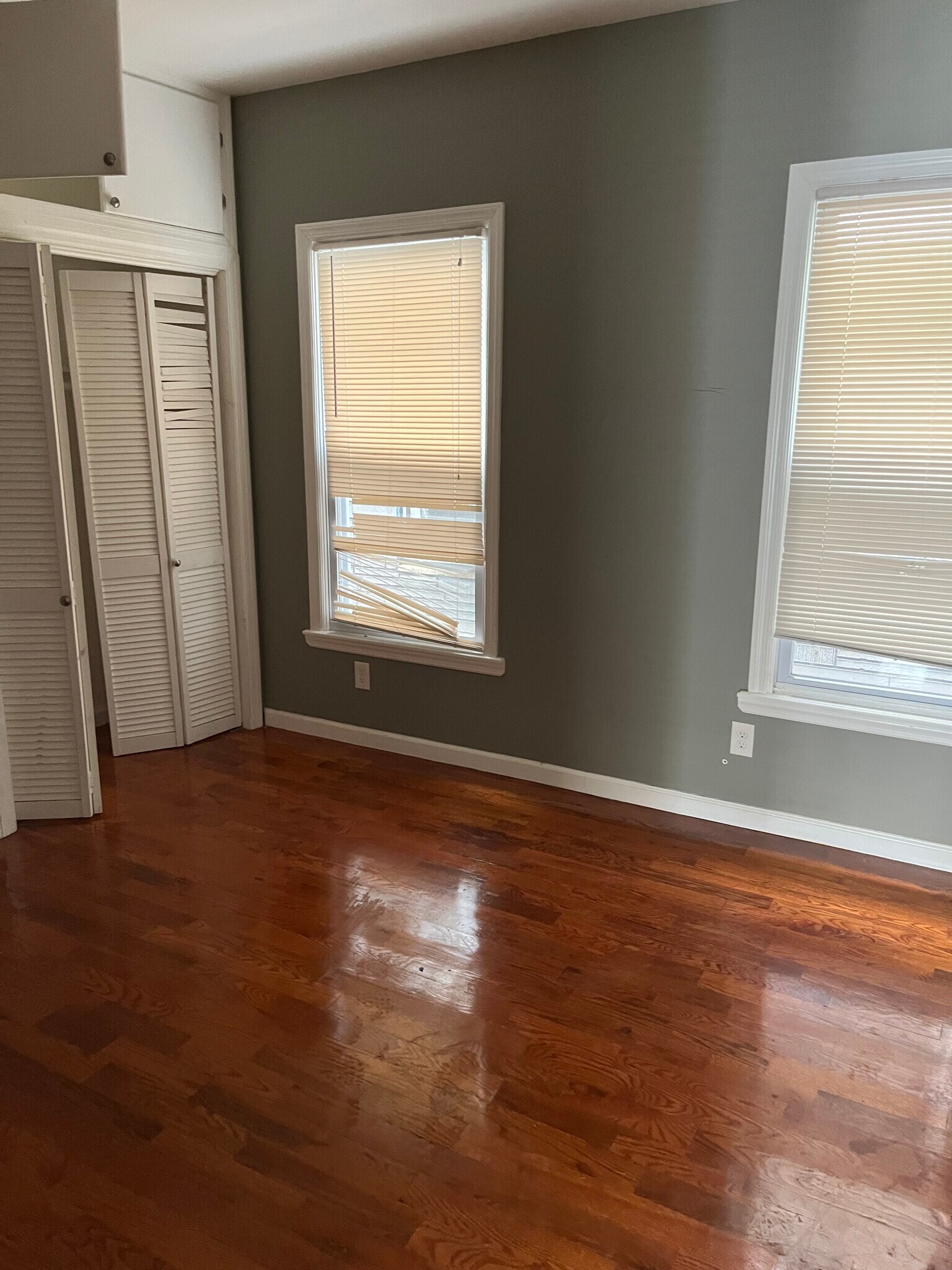 3rd Floor - 69 N 13th St