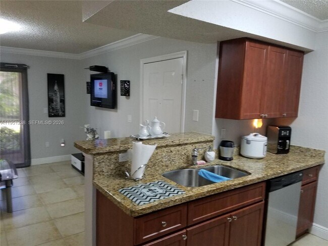 Building Photo - 15570 SW 105th Ln