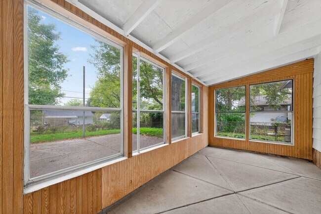 Building Photo - 138 Grampian Rd