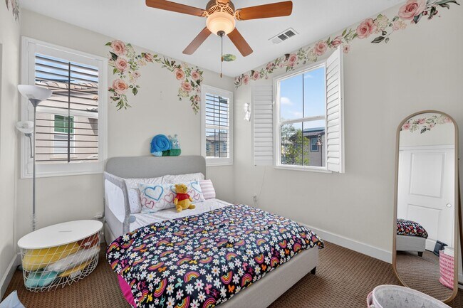 Building Photo - 306 Calle Rayo