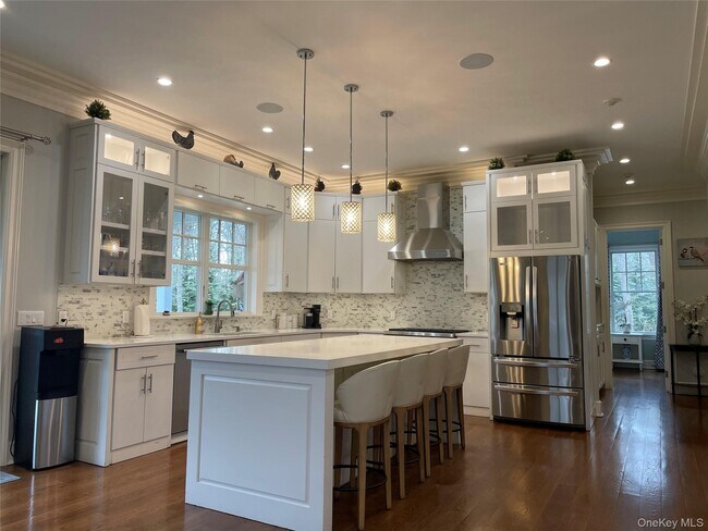 Building Photo - 99 Spinney Rd