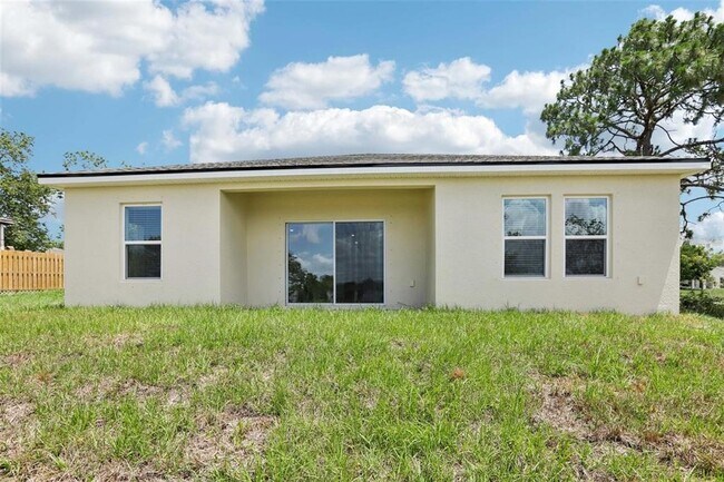 Building Photo - 13112 Siam Dr