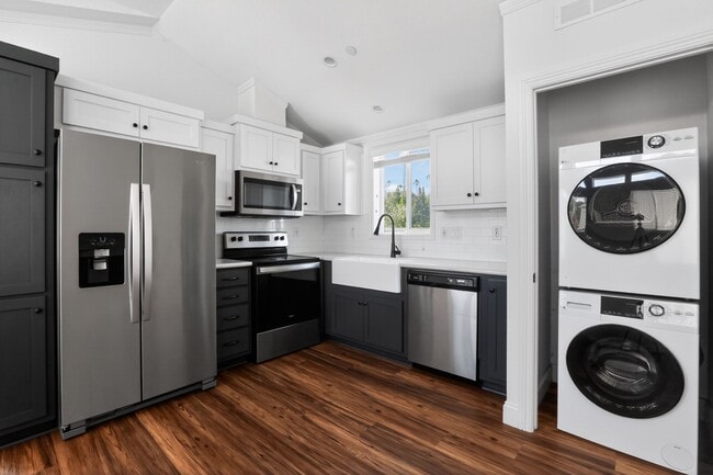 Building Photo - 4769 Renzo Ct