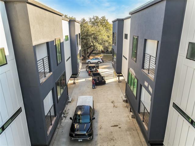 Building Photo - 1105 Poindexter St