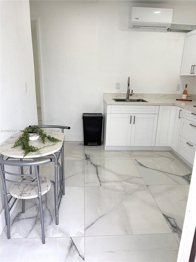 Building Photo - 13065 SW 263rd Terrace