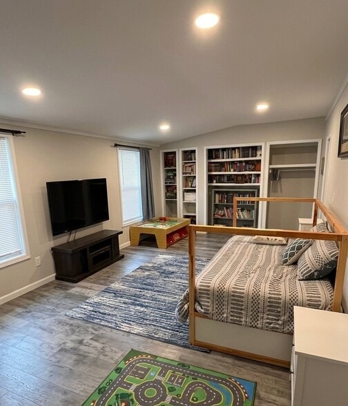 Building Photo - 118 Loizos Dr NW