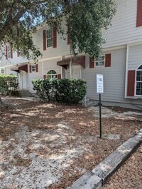 Building Photo - 114 Cedar St