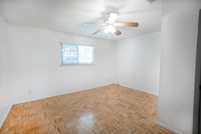 Building Photo - 3611 Cookstown Dr