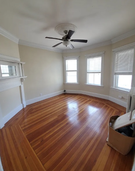 Building Photo - 65 Olcott St