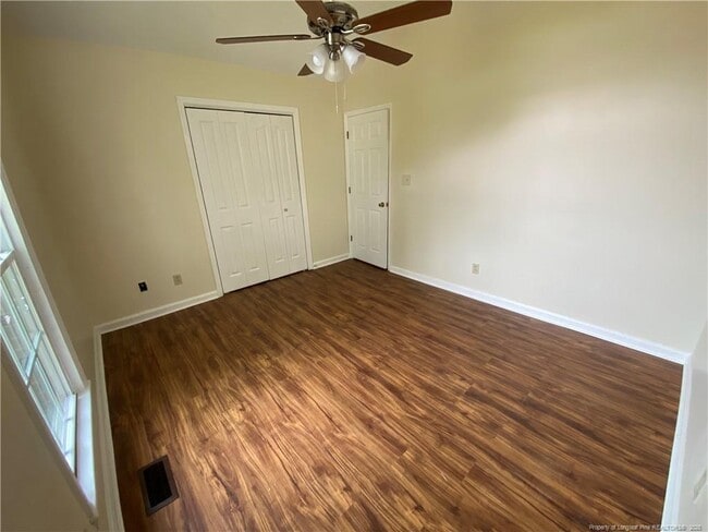 Building Photo - 1175 Helmsley Dr