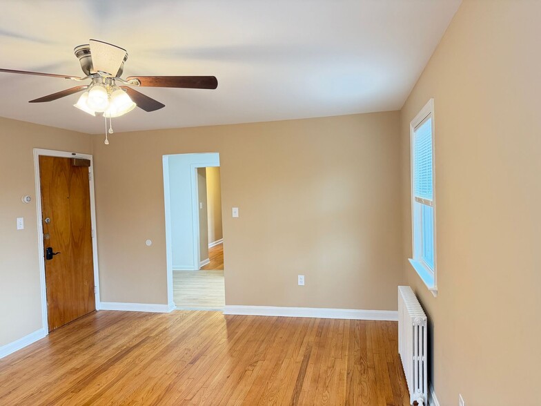 Building Photo - 8203 Garland Ave