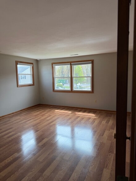 Building Photo - 19 Allspice Ln