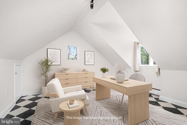 Building Photo - 2238 Meridian St