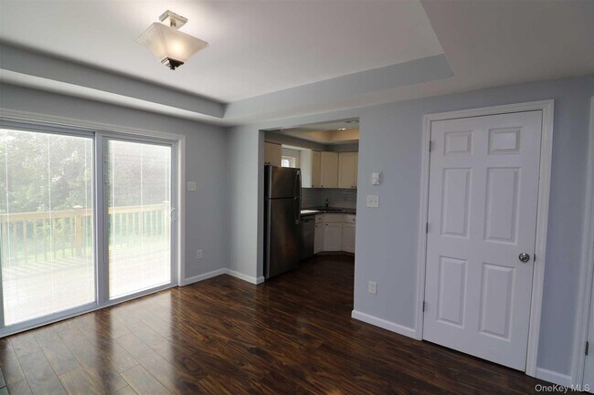 Building Photo - 313 Hudson Ave