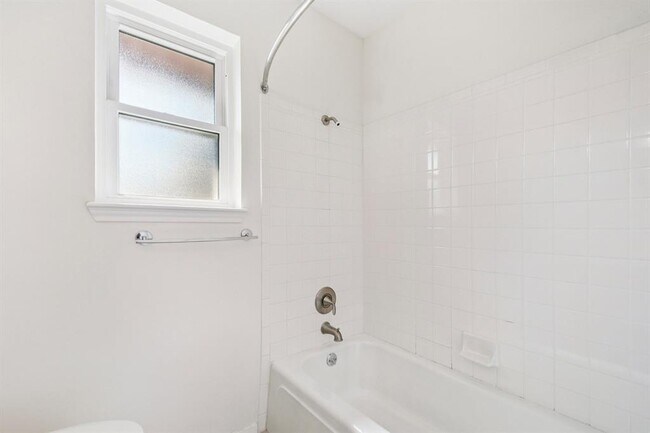 Building Photo - 2505 Comburg Castle Way