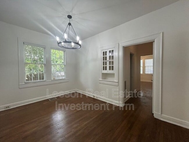 Building Photo - 2409 Fairfield Ave