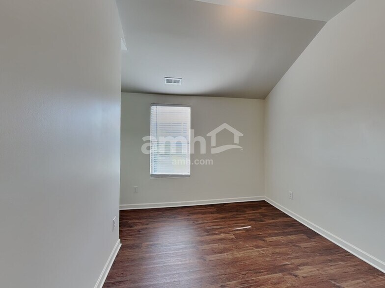 Building Photo - 4314 Tealeaf Dr