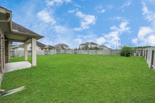 Building Photo - 2310 Brett Ct