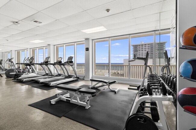 Building Photo - 4020 Galt Ocean Dr