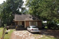 Building Photo - 713 Westmead St