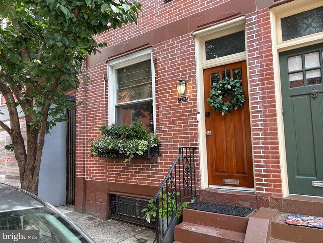 Building Photo - 2608 Swain St