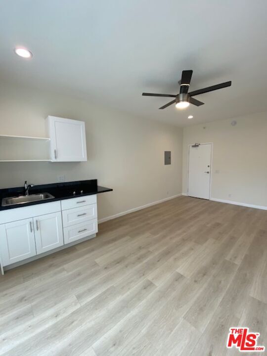 Building Photo - 814 S Hobart Blvd