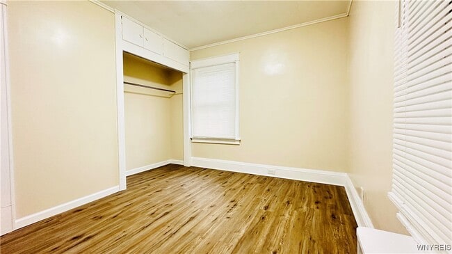 Building Photo - 701 Cedar Ave