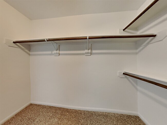 Building Photo - 10322 Urban Oak Trl
