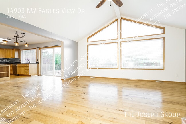 Building Photo - 14903 NW Eagles View Dr