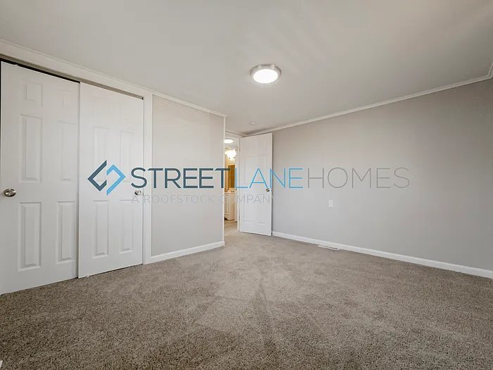 Building Photo - 2140 Miracle Ave