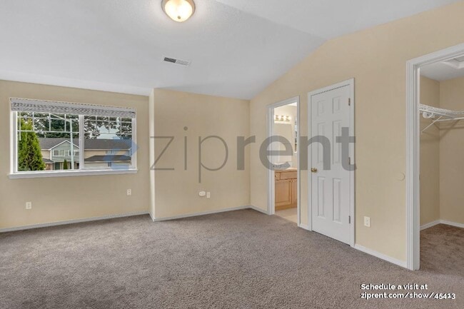 Building Photo - 13926 NE 7th Ct