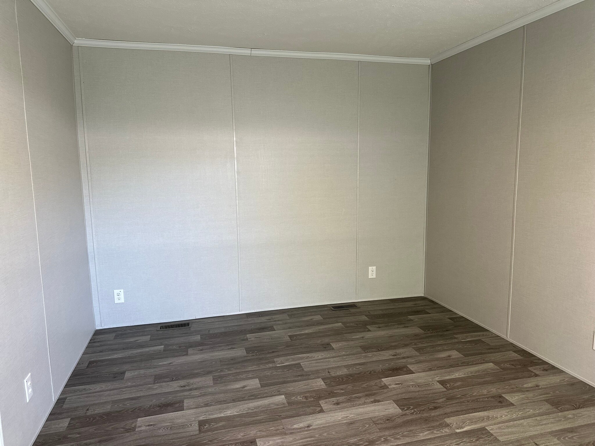 Building Photo - 2239 Wellington Green Dr