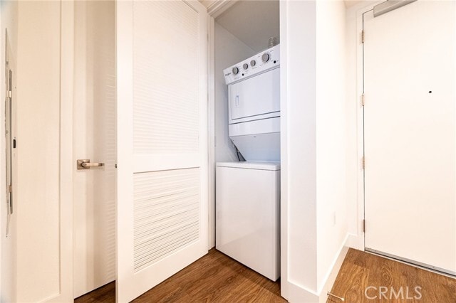 Building Photo - 709 E Walnut St