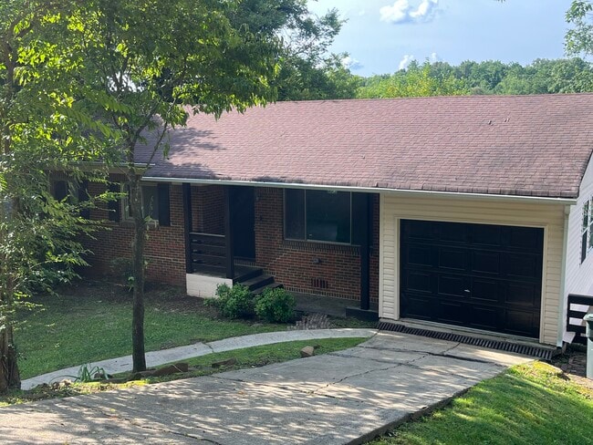 Building Photo - 532 Belmar Dr