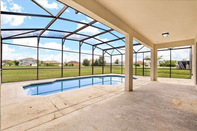 Building Photo - 521 Bromley Ct