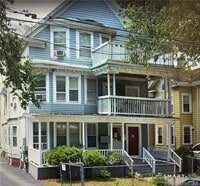 Building Photo - 640 Elm St