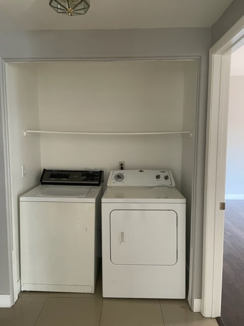 Building Photo - 6201 E Lake Mead Blvd