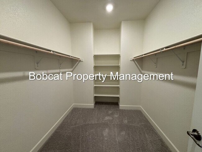 Building Photo - 1751 Boundary Peak St