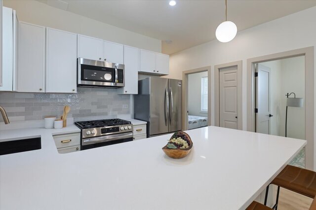 Building Photo - 1808 N Karlov Ave