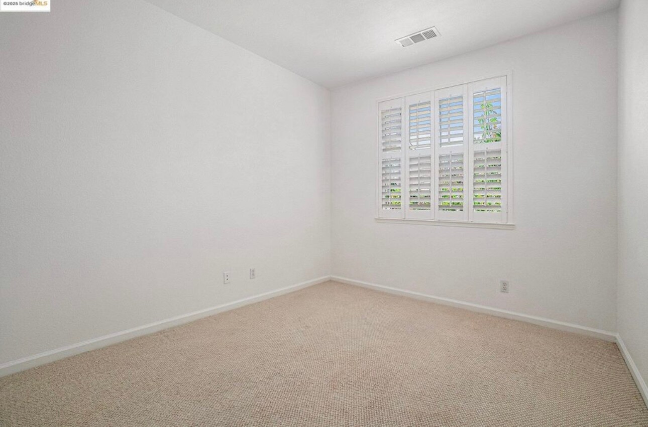 Building Photo - 722 Bentley Ct