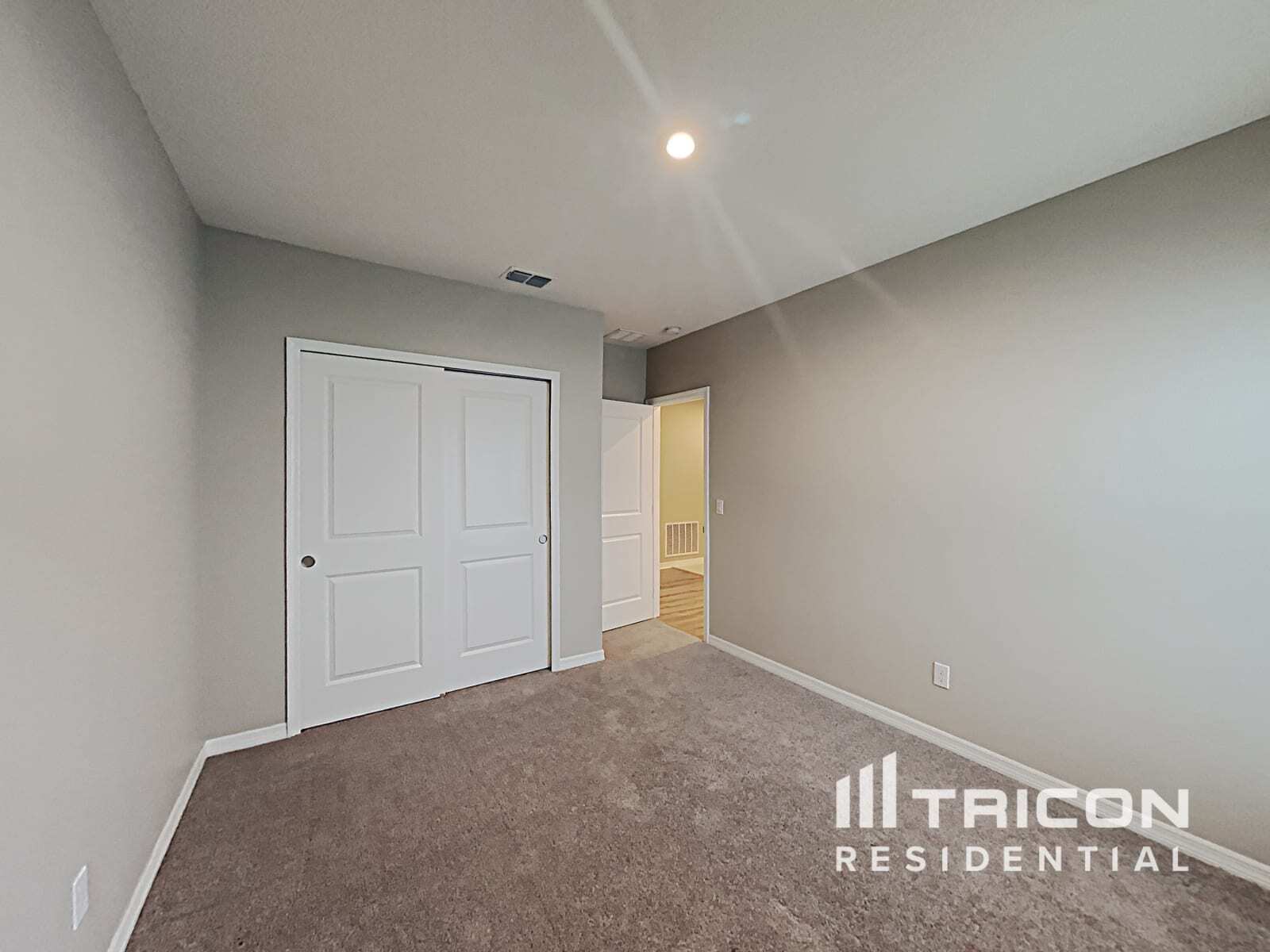 Building Photo - 3948 Fescue St