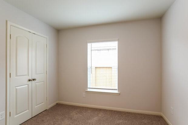 Building Photo - 25401 Cypress Bend Dr