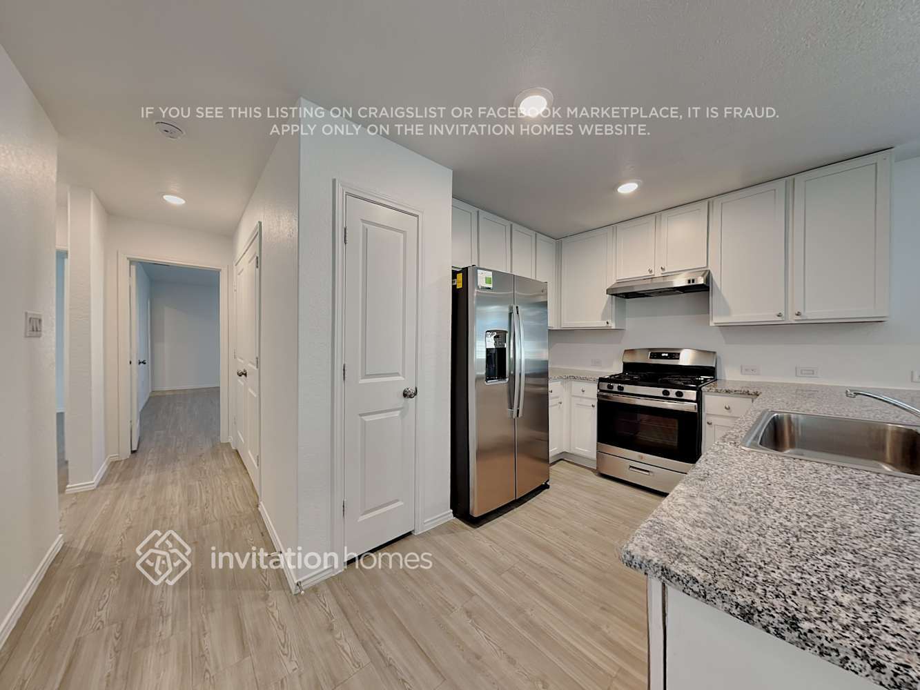 Building Photo - 10511 McClintock Dr