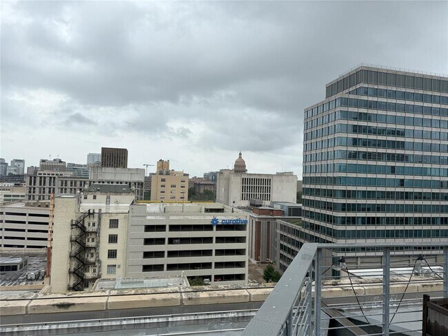 Building Photo - 710 Colorado St