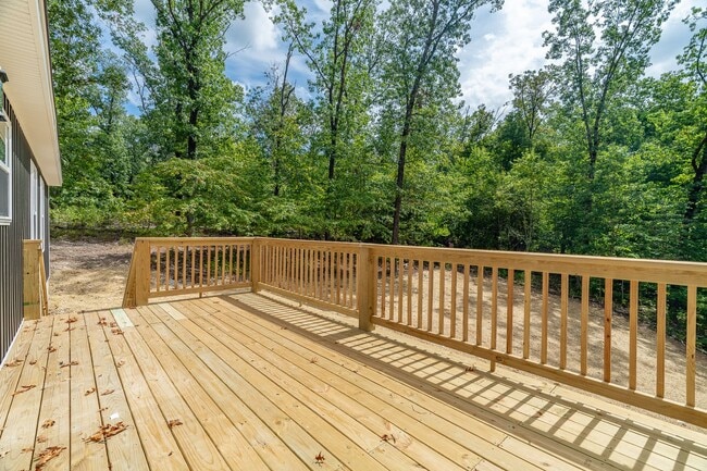 Building Photo - LIKE NEW 3-bedroom 2 bath Home in Bella Vista!!!