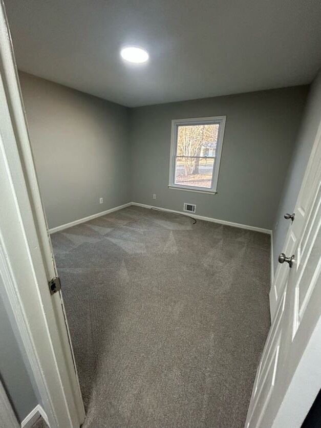 Building Photo - 190 Winston Dr